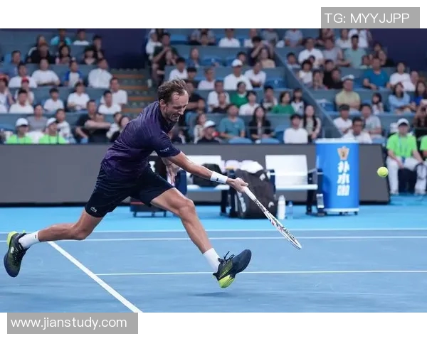 杭州网球队荣登网球实力排行榜第一名引领全国网球发展新潮流